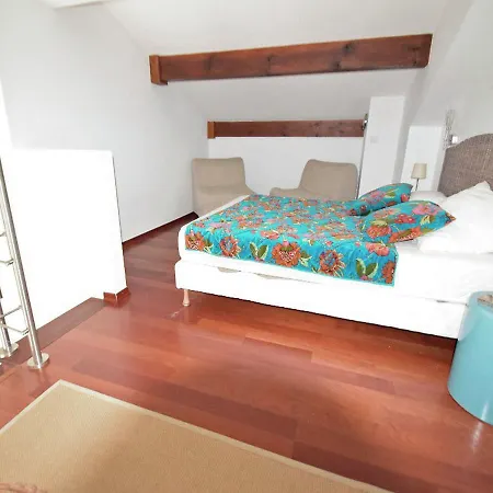 Beach View Loft