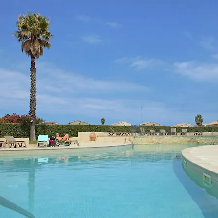 Beach View Loft * Saint-Cyprien (Pyrenees-Orientales)